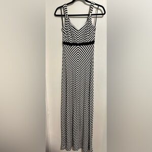 White House Black Market Chevron Maxi Dress
